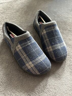 Men’s Soft Moc Slippers